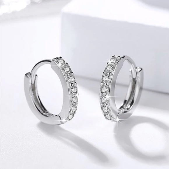 New round circle sterling silver earrings - Picture 3 of 7